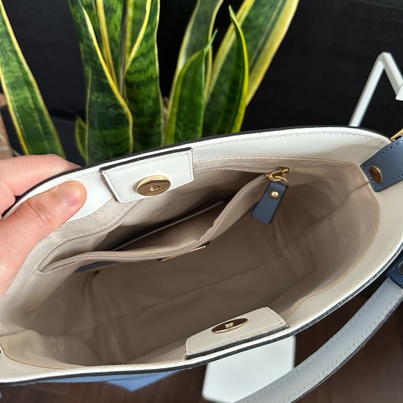 Gianni Notaro Italy Two Way Bag - Picture 6 of 13